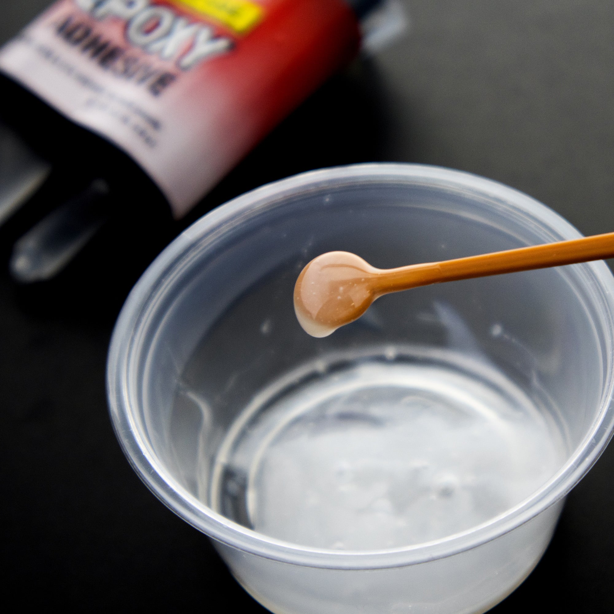 Epoxy Glue Quick Setting w/ Syringe Applicator 0.2 oz (5.6g)