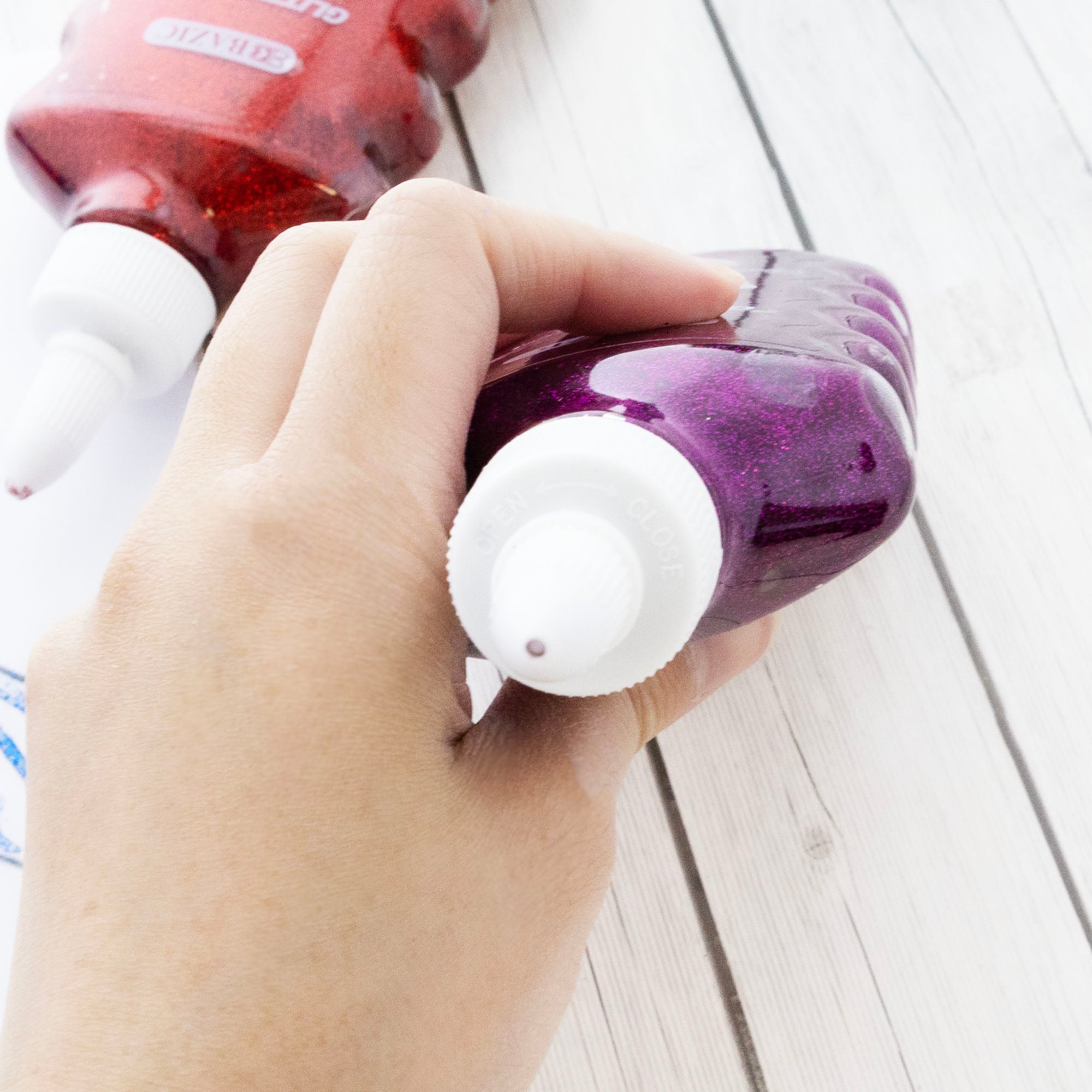 Glitter Glue Classic Color 6.76 Oz. (200 mL)