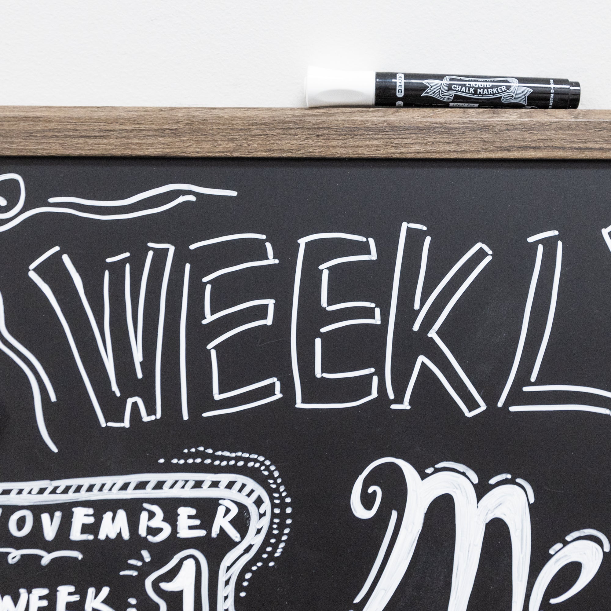 Magnetic Chalkboard 20&quot; x 30&quot; w/ Chalk Marker &amp; Magnets