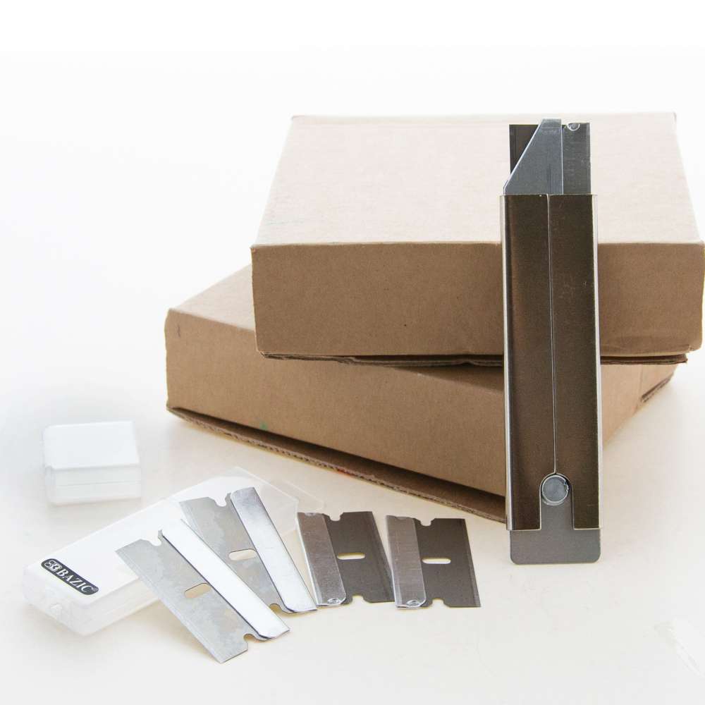 Carton Cutters w/ 4 Replacement Blades in tube